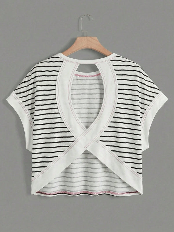SHEIN Essnce Women's Casual Round Neck Backless Asymmetrical Hem Loose Sleeveless T-Shirt, Suitable For Summer, Striped Print,Summer Top